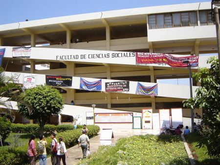 Front facade of the Faculty of Social Sciences building at the Nationa