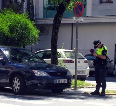Multa paso cebra policía