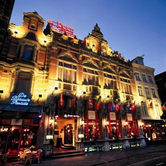 1 Monumental facade of Hotel Die Port van Cleve | Source Summary: Nie