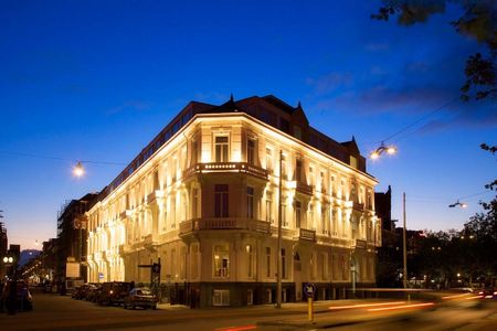 1 Best Western Museum Apollo hotel | Source | Author Jeroenelderhorst