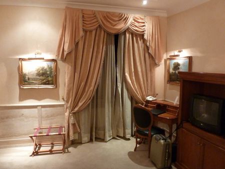 Hotel Barocco Rome Italy Room 20 (2)