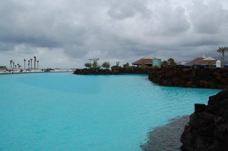 Lago artificial