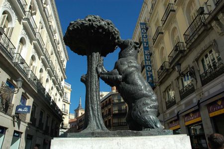 Category:El Oso y el Madroño | El Oso y el Madroño ('The Bear and t