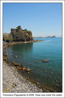 Acicastello - Clear sea under the castle