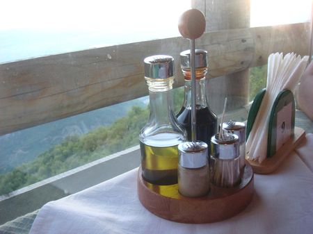 1 Vinegar & Olive Oil | Source hitham alfalah | Author haitham alfalah