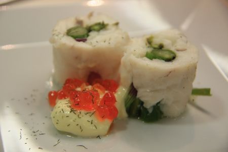 Detalle de la Pescadilla en Papillote con Espárragos Trigueros y Cebo