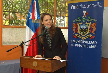 Se reúne con la comunidad estudiantil de Viña del Mar
