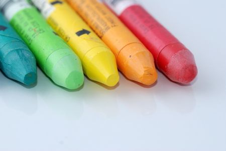 crayons pastel