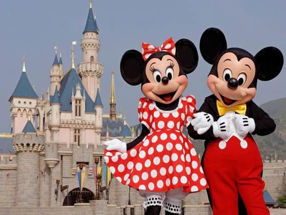 mickey_minnie_disneyland.jpg