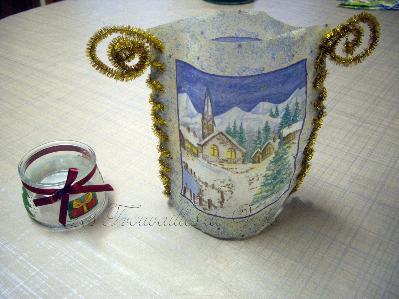 Pot En Verre Decore Avec Laine Et Boules En Papier Pot En Verre Decore Avec Laine Et Boules En Papier
