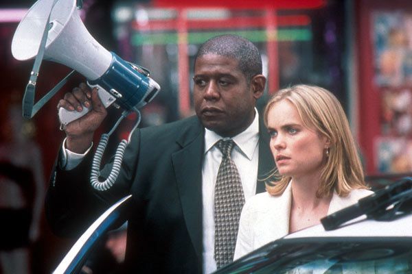 Radha Mitchell et Forest Whitaker. 20th Century Fox Radha Mitchell et Forest Whitaker. 20th Century Fox
