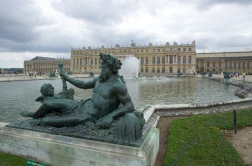 Chateau-de-Versailles-1.jpg