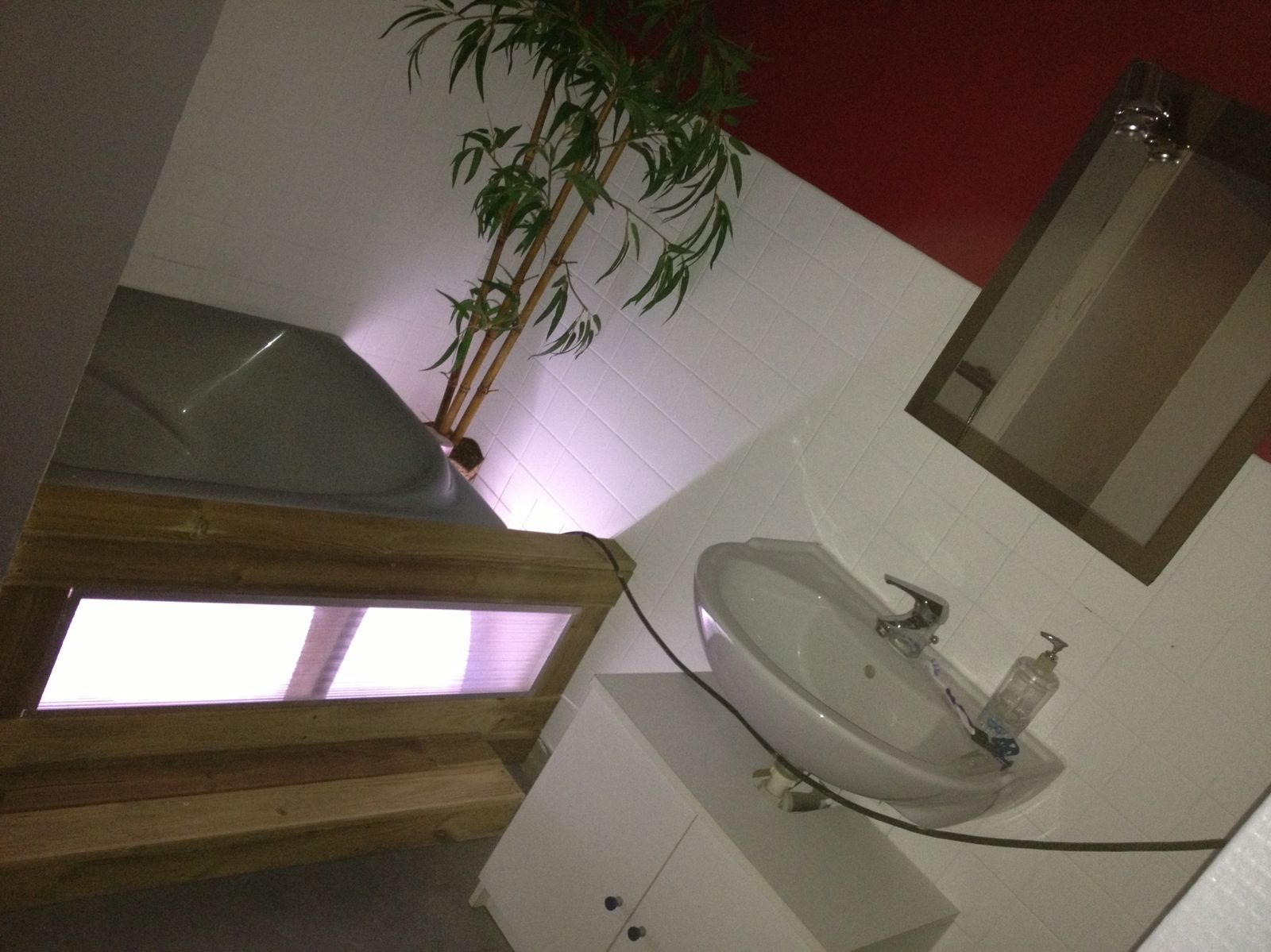 Salle de bain renovation complete avec haute résolution fonds d ...