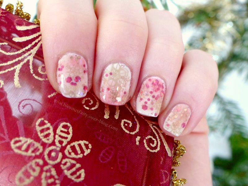 1. Nail Art Ideas for the Holidays - wide 10