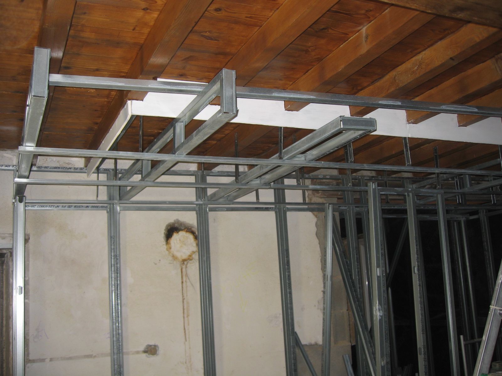 Rénovation d'une maison du beaujolais venez suivre nos aventures ...