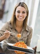 3-repas-par-jour--pas-plus.jpg