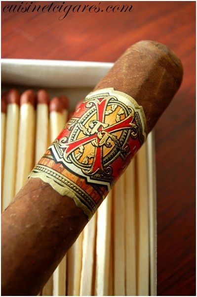 Fuente-Fuente-Opus-X-Robusto-1.jpg