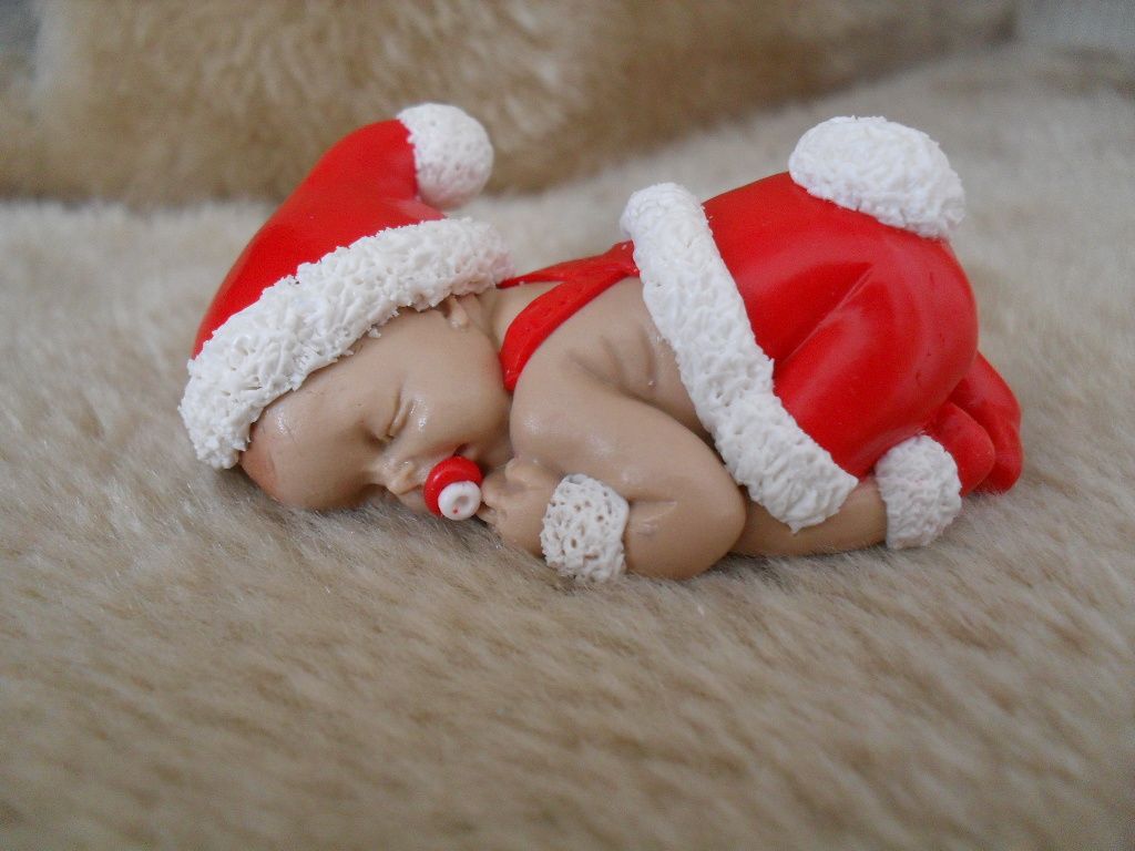 Bébé figurine en fimo en habit de Père Noël - Le blog de fimofoliesanou