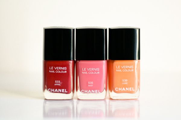 CHANEL-SS2012-April-May-June-vernis-collection
