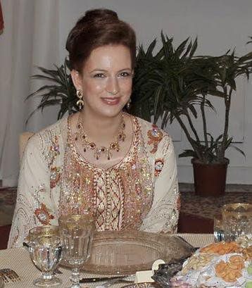 Les plus beaux caftans marocains portés par la famille Royale - Le blog de caftan  la comtesse