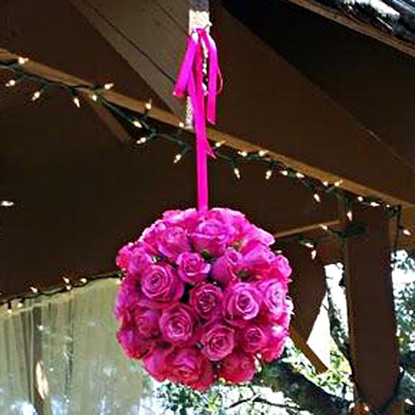 boules-fleurs-detail-tue-mariage-L-MWGguT.jpg