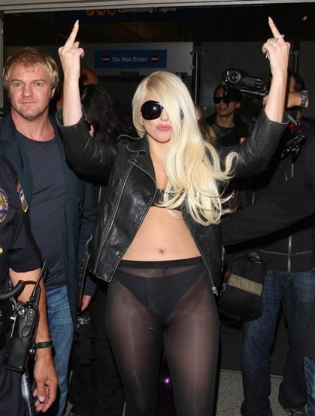 Buzz: Lady Gaga ,string pantalon et vulgarité ! - Cotentin Web le Site