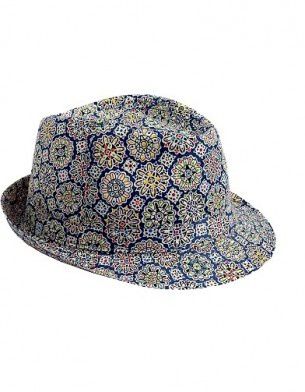 Mode-tendance-guide-shoping-chapeau-agnes-b-liberty_galerie.jpg