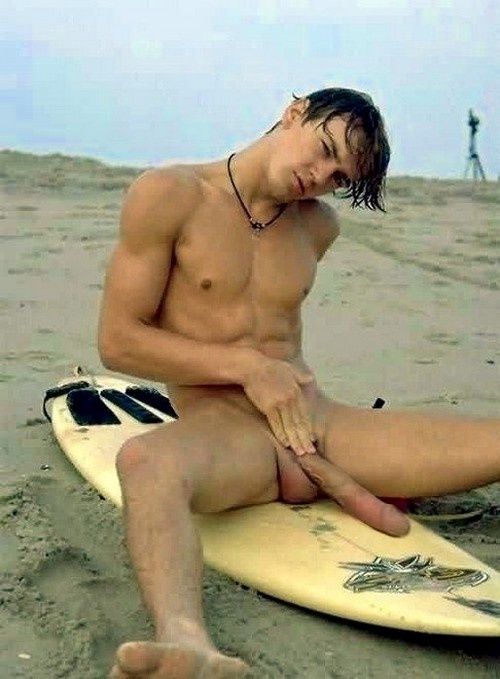 autofellation bogoss grosse bite autofellation bogoss grosse bite