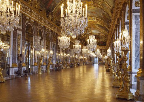 Galerie-des-glaces-Versailles.jpg