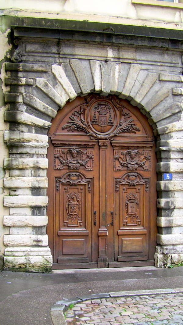67-place st jean