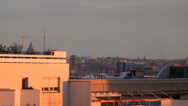 vuebalcon-pantheon-notredame-beaubourg