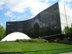 290px-French-communist-party-hq.jpg