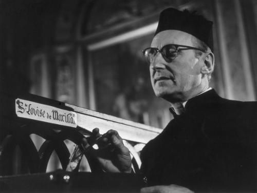 un_drole_de_paroissien_1963_portrait_w858.jpg