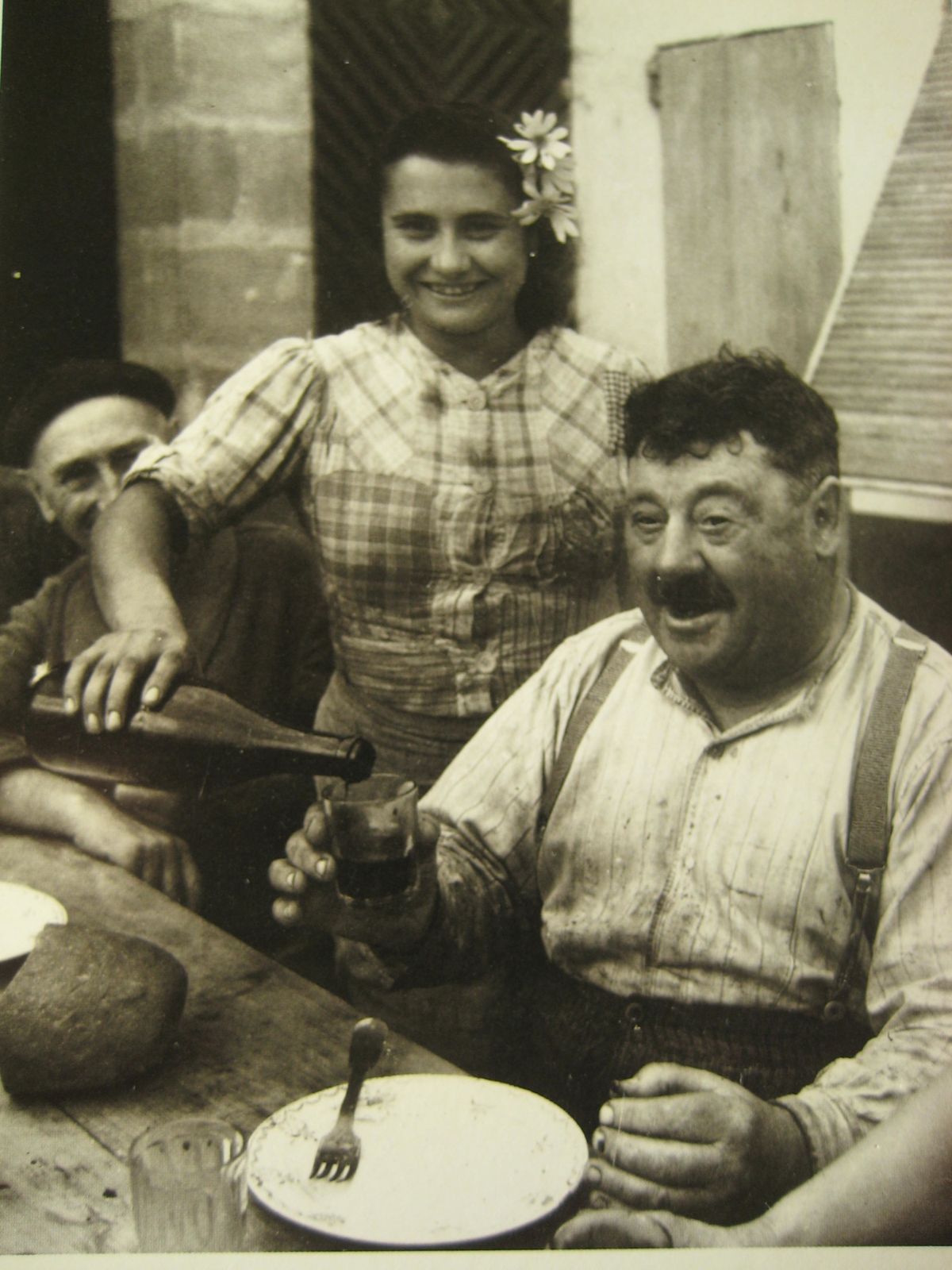 Lettre d&#39;un «émigré» de la «patrie du vin» au POINT qui l&#39;a poussé à une  telle extrémité - Le blog de JACQUES BERTHOMEAU