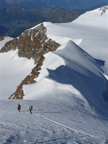 travers--e-du-Lyskamm-descente-du-Lyskamm-ouest-photo-Guillaume-Ledoux-Apoutsiak.JPG