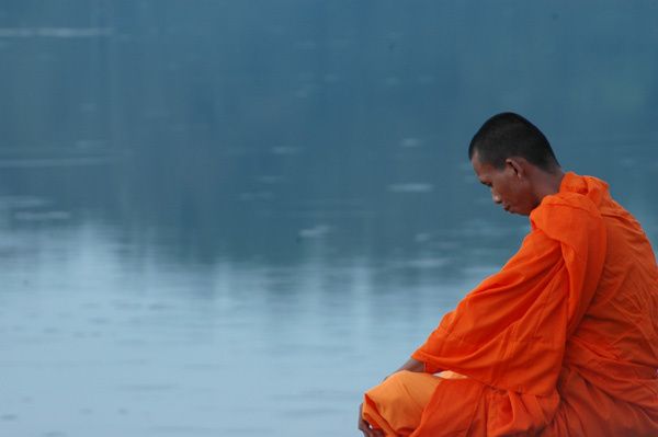2011_05_17-meditation-moine-bouddhiste.jpg