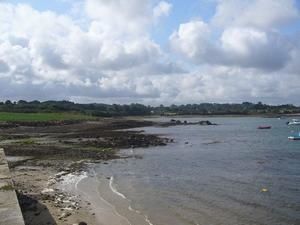 Port Béni, la rive, Armor cette balade peut se faire facielemnt par tout marcheur et offre une variété de paysages sympa. Nous vous proposons aussi notre maison non loin pour vos vacances en Côtes d'Armor, bon point de départ pour les visites touristiques nombreuses pour admirer ce merveilleux coin de Bretagne
