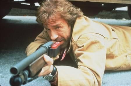 Chuck vise toujours juste, et il sait compter surtout...