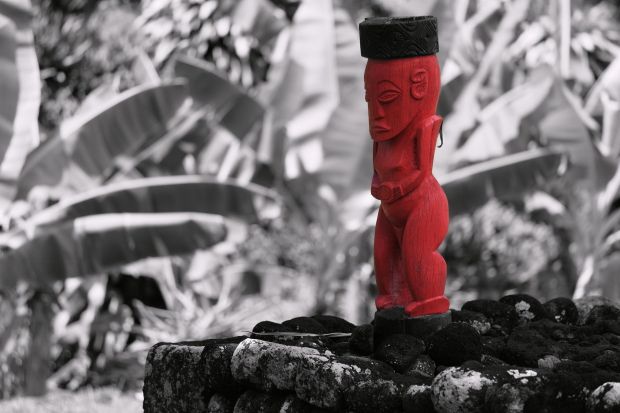 tiki1