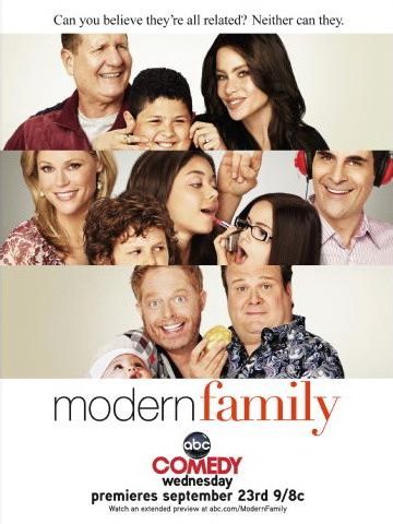Modern-Family-Poster-US.jpg