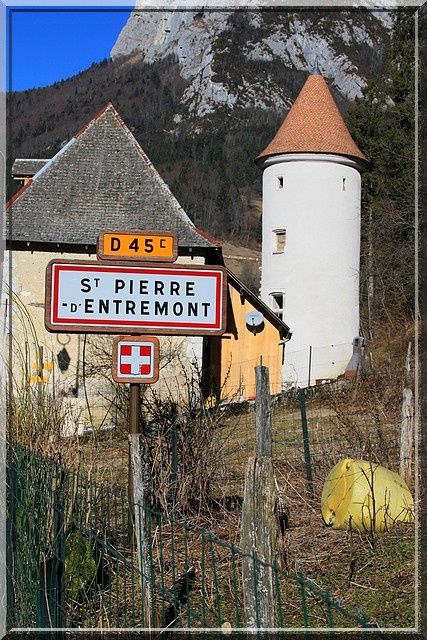 Diaporama du château et de la maison forte de Saint Pierre d'Entremont