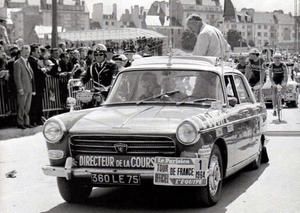 Peugeot, l'un des plus vieux fabriquants de cycles, figure aussi à 4 roues sur la "Grande Boucle"...