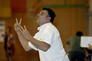 HAND-Coupe-de-la-ligue-CHAMBERY-ISTRES-Photo-N---15--le-10-10-2007.jpg