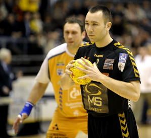 HAND-CHAMBERY-ARAGON-Photo-N--6--le-5-mars-2008.jpg