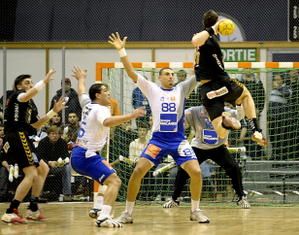 HAND-Chambery-Montpellier-photo-N--26--le-8-mars-2008.jpg