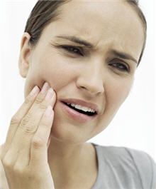mal-aux-dents-aussi-dents-usee-migraines-douleurs-lombaires.jpg