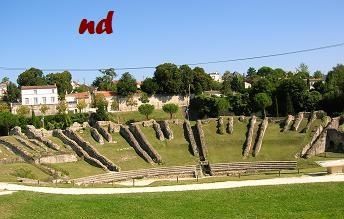 Saintes--Amphitheatre-romain.JPG