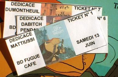 les tickets, posés sur la BD de Laureline Mattiussi