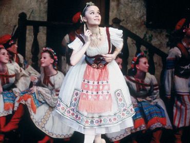 dv-blcop-coppelia-coppelia2-150dpirgb.jpg