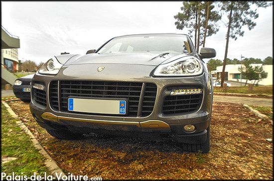 DSCN3461_porsche_cayenne_957_turbo.jpg